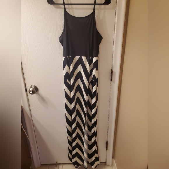 Chevron maxi dress - Picture 1 of 6